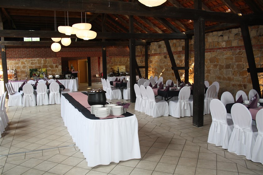F&auml;hrscheune Kl&ouml;den Hochzeit